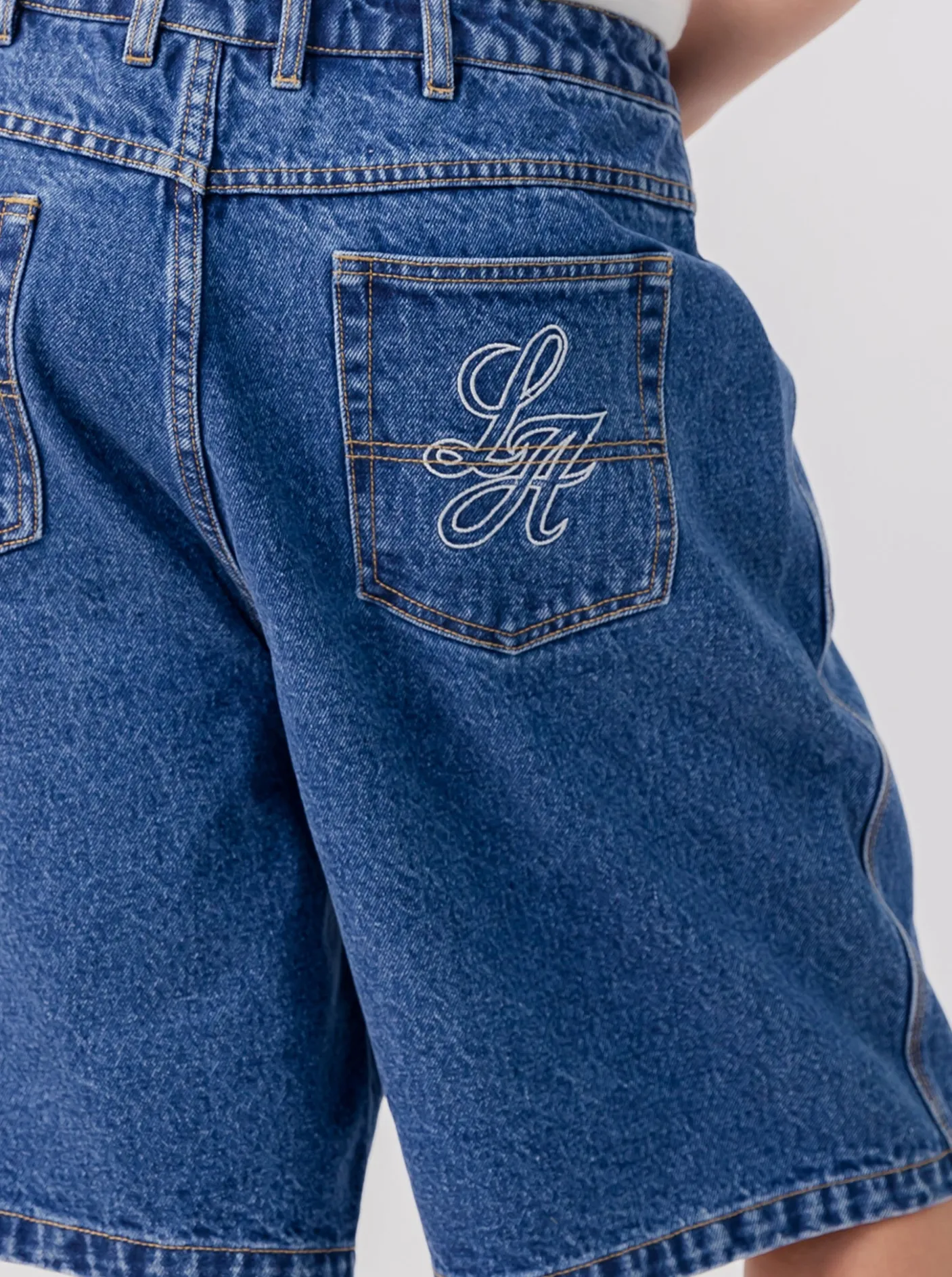 Women LA Vintage Shorts|Shorts-Baggy Denim Shorts