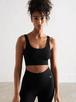 Women Aimn Training|Performance-Black Ribbed Seamless Bra