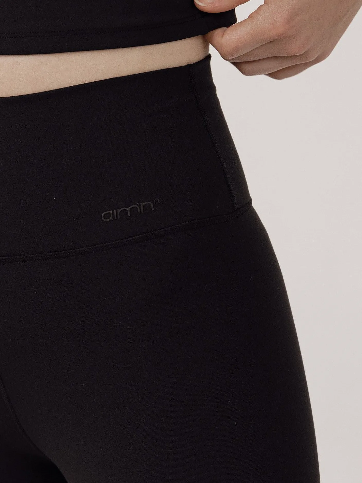 Women Aimn Training|Performance-Black Sense Tights