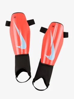 Nike Footballs-Charge Shin Guards