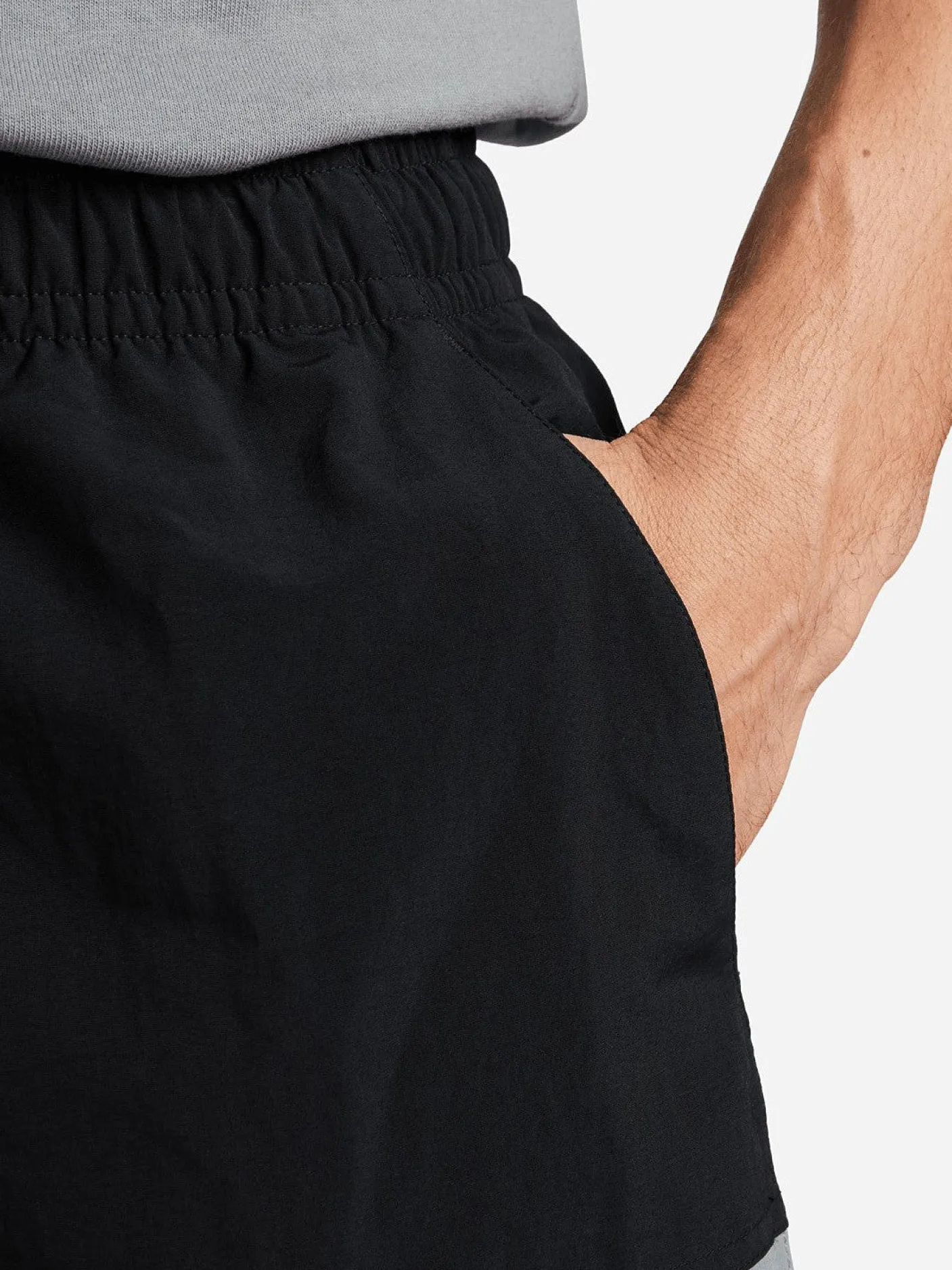 Nike Shorts-Club Woven Color-Blocked Shorts