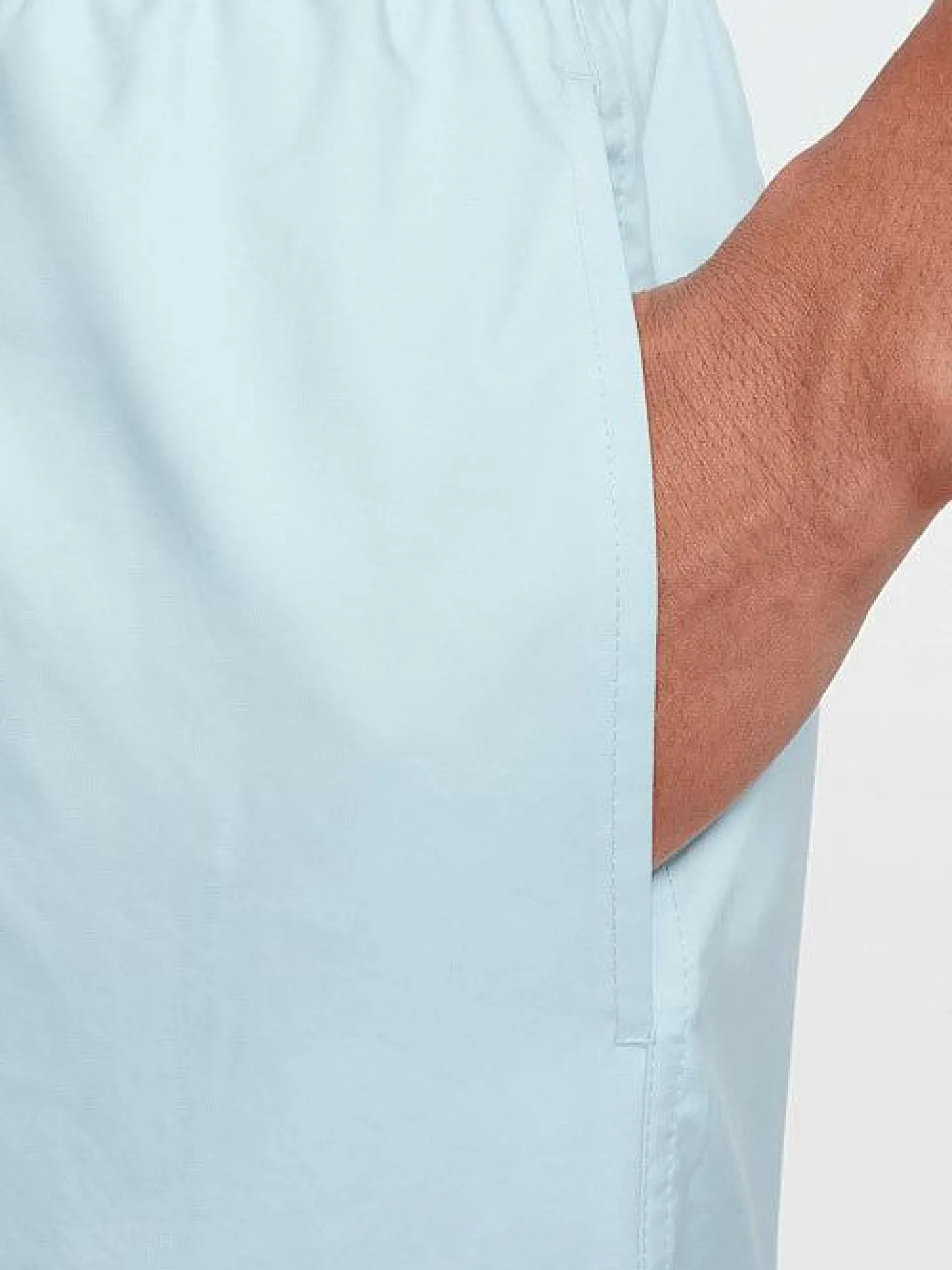 Nike Shorts-Club Woven Flow Shorts