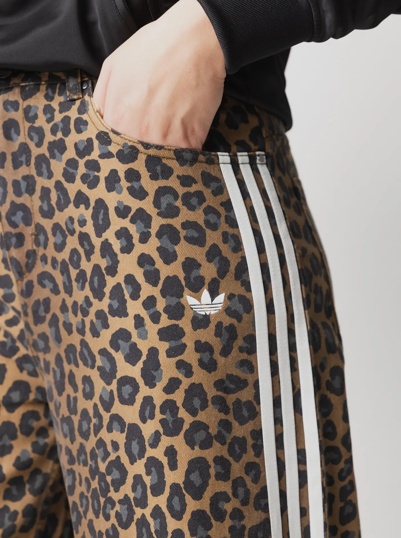 Women adidas Originals Pants & Sweats-Denim Loose Pants