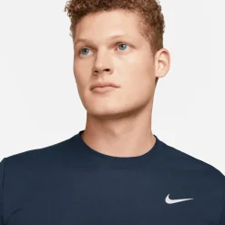 Nike Performance-Dri-FIT Legend Fitness Tee