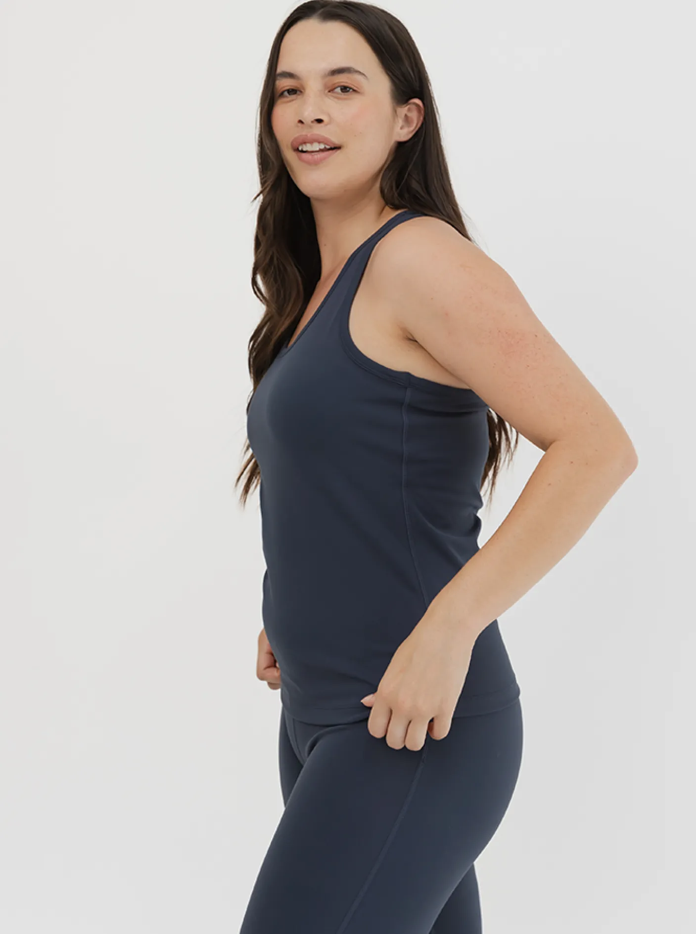 Women Taylor Sport Running|Performance-Elevate Tank In Shadow