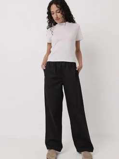 Women Taylor Sport Pants & Sweats-Everyday Pants in Black