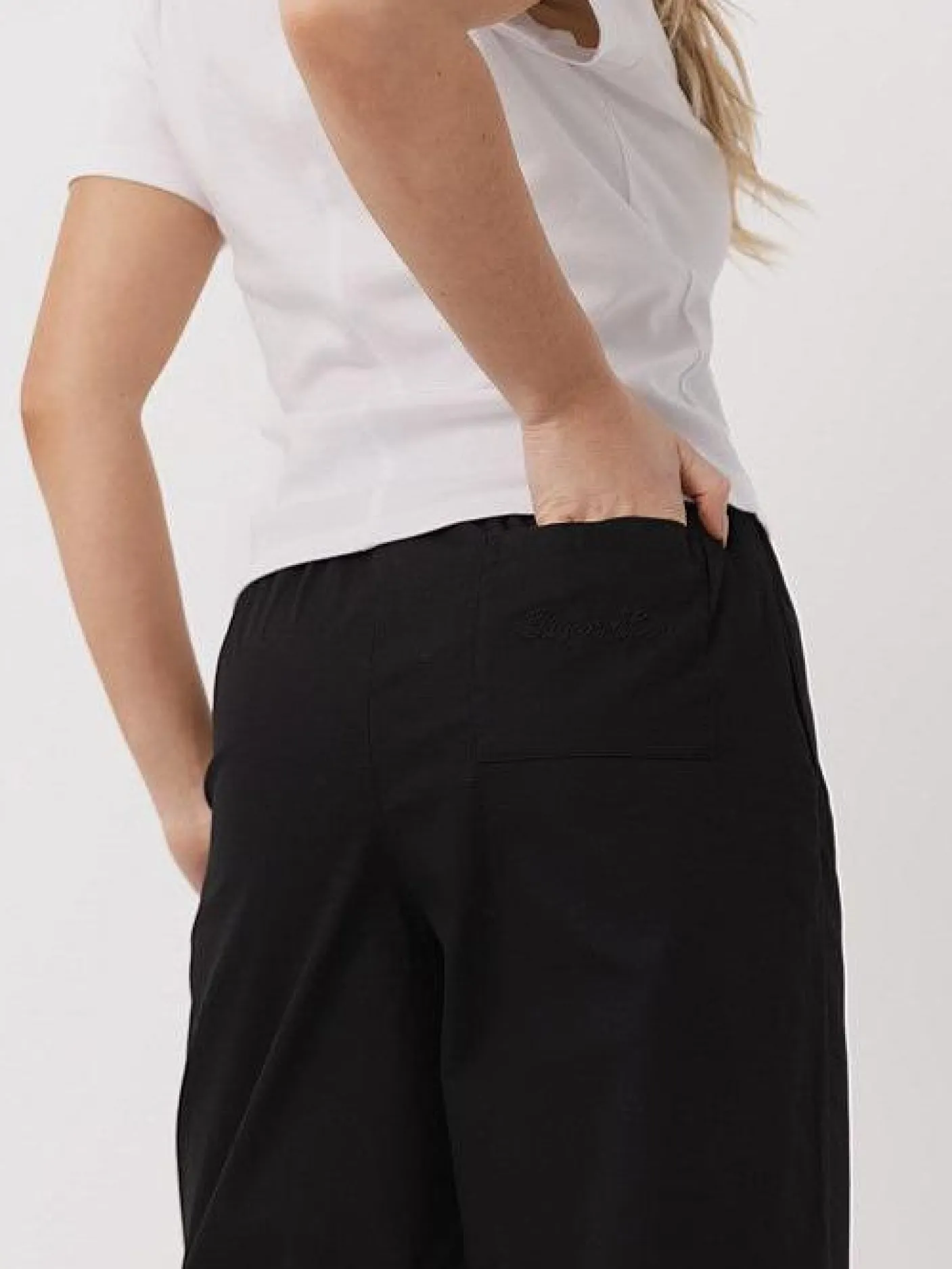 Women Taylor Sport Pants & Sweats-Everyday Pants in Black