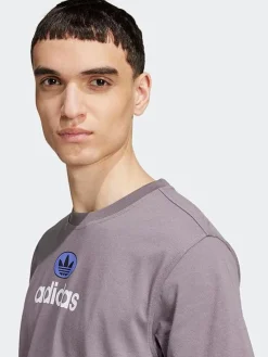 adidas Originals Tees & Singlets-Graphic T-Shirt