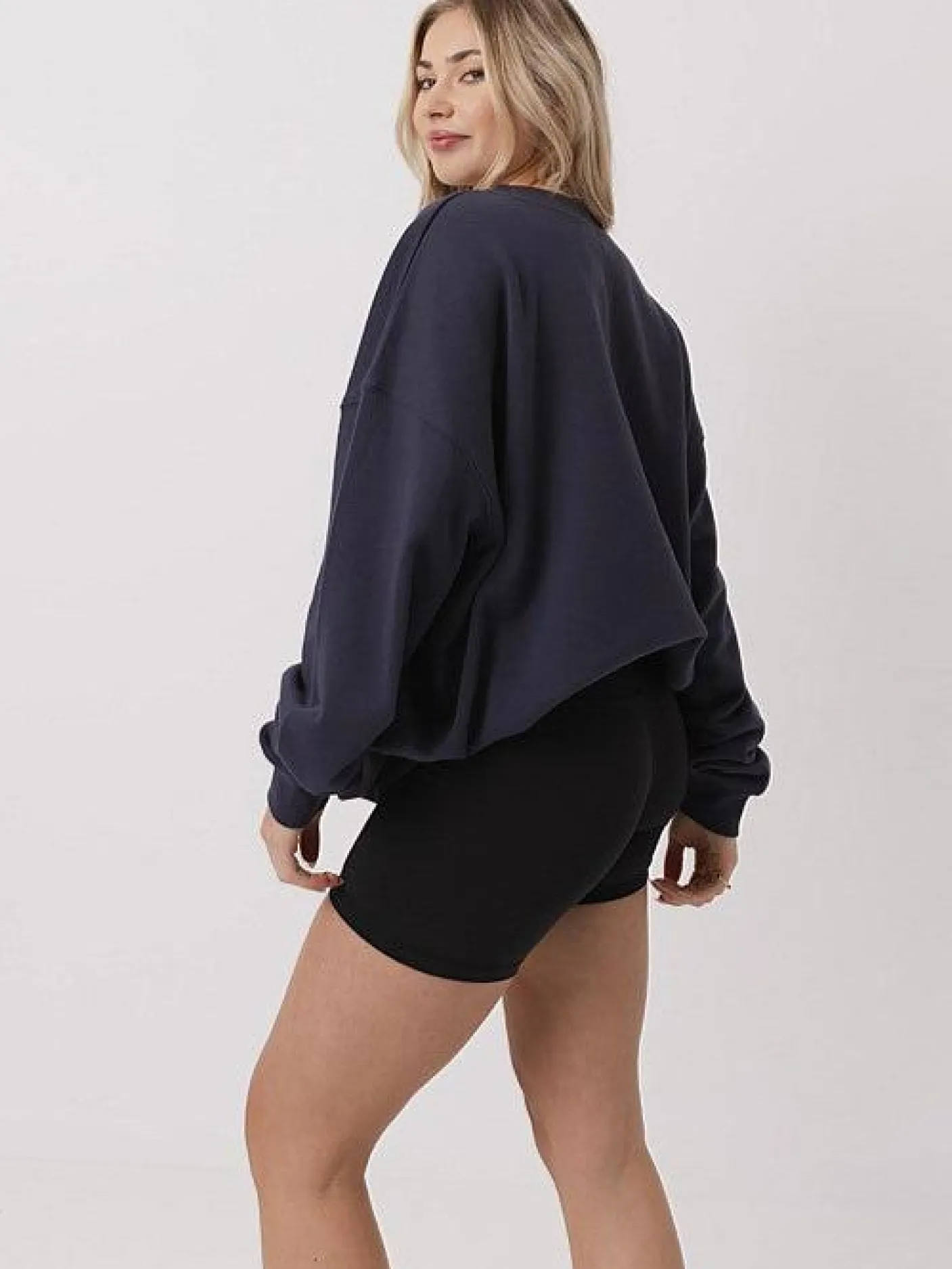Women Taylor Sport Hoodies & Crews-Heritage Crew in Midnight