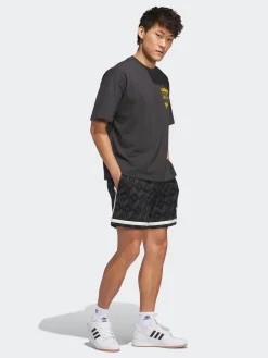 adidas Originals Tees & Singlets-Kareem Skyhook Tee Unisex