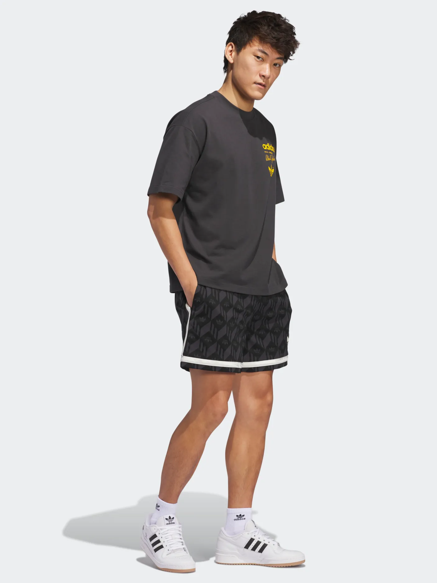adidas Originals Tees & Singlets-Kareem Skyhook Tee Unisex