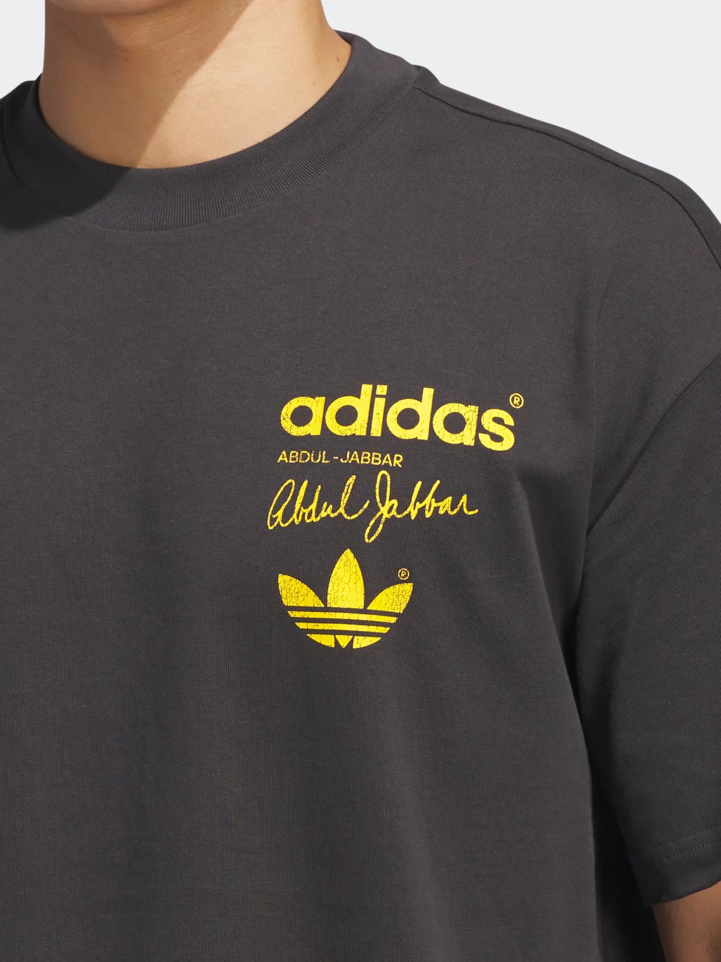 adidas Originals Tees & Singlets-Kareem Skyhook Tee Unisex