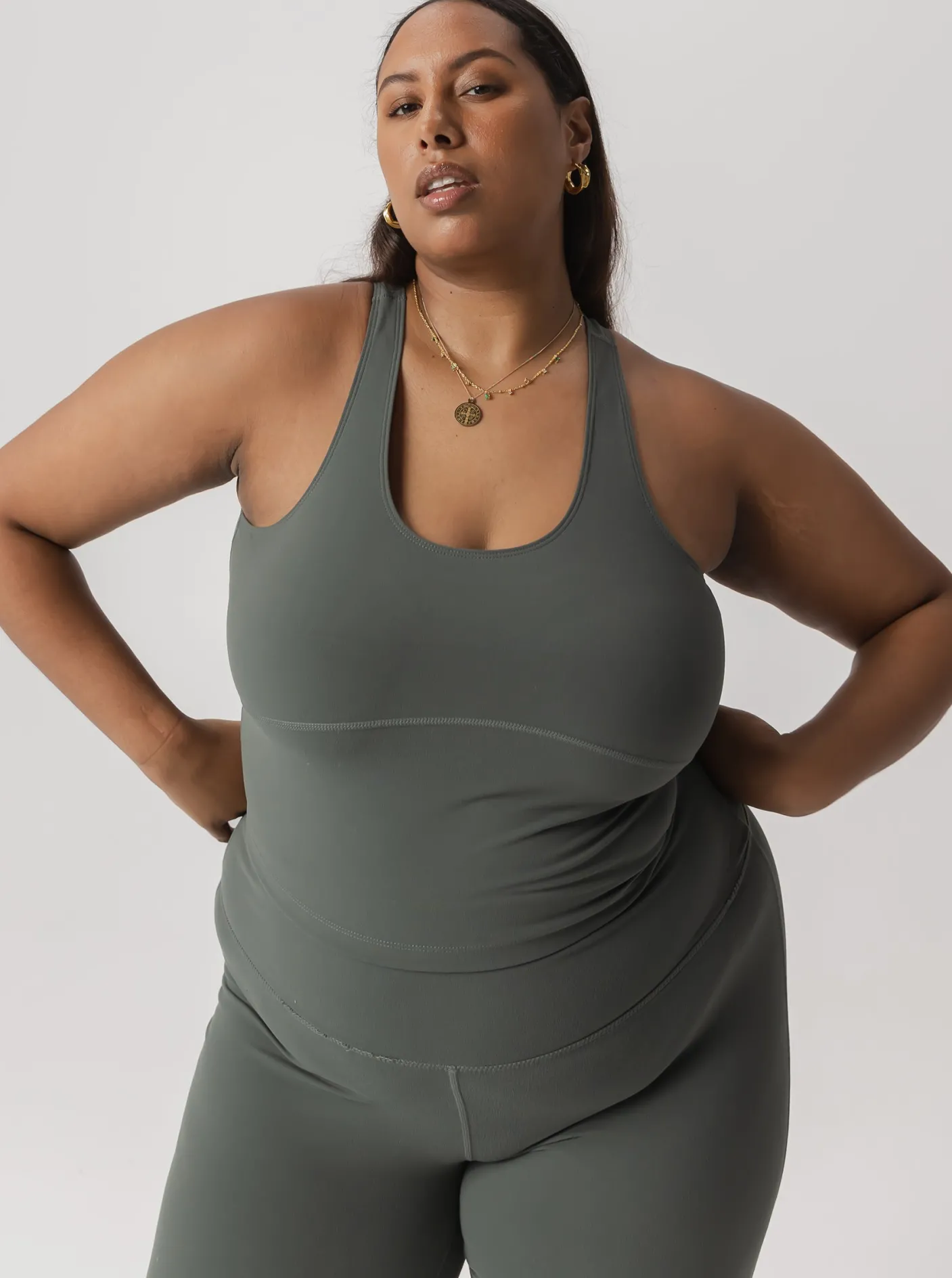 Women Taylor Sport Performance-Longline Tank In Eucalyptus