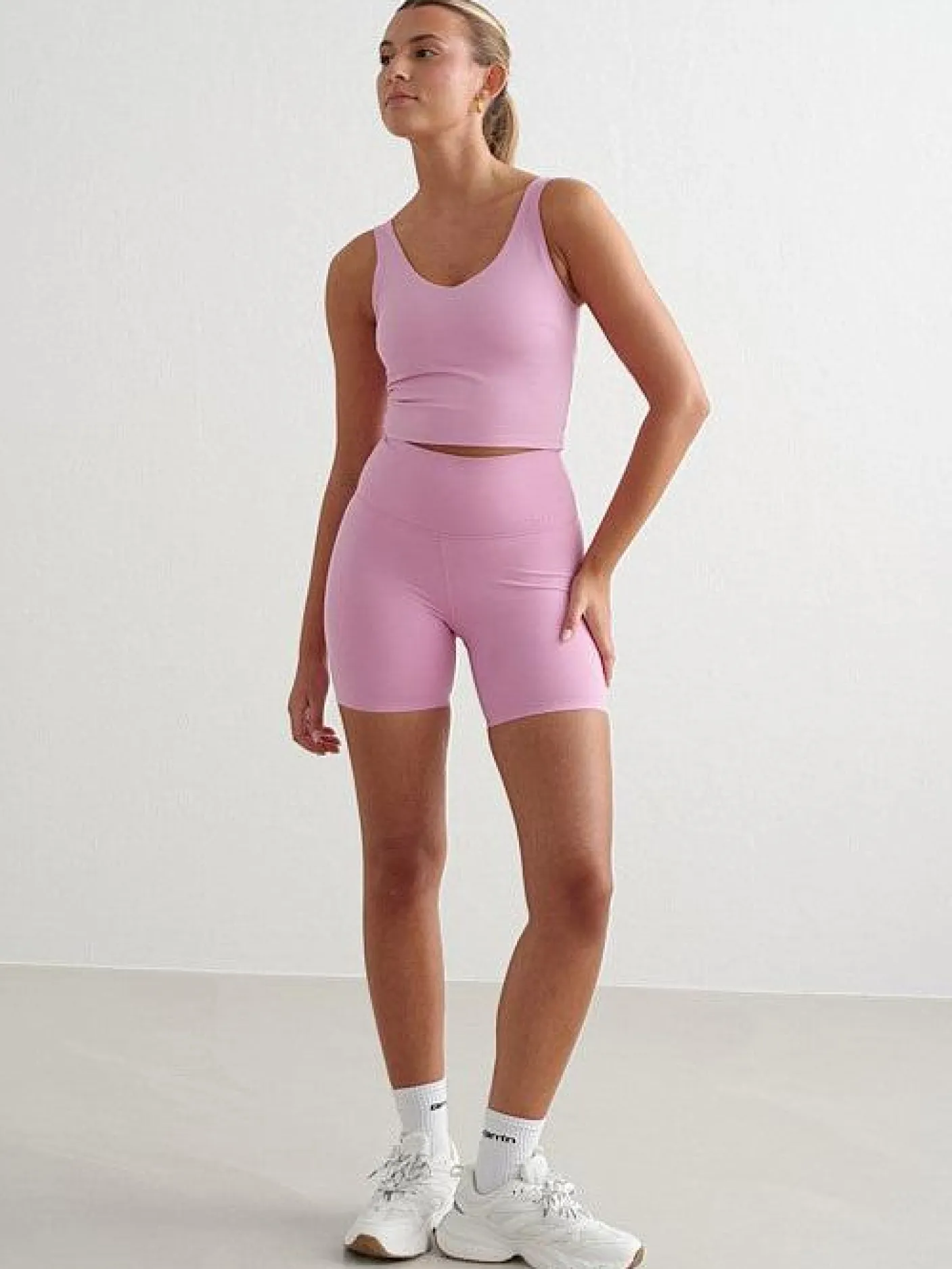 Women Aimn Shorts-Peony Pink Sense Midi Biker Shorts