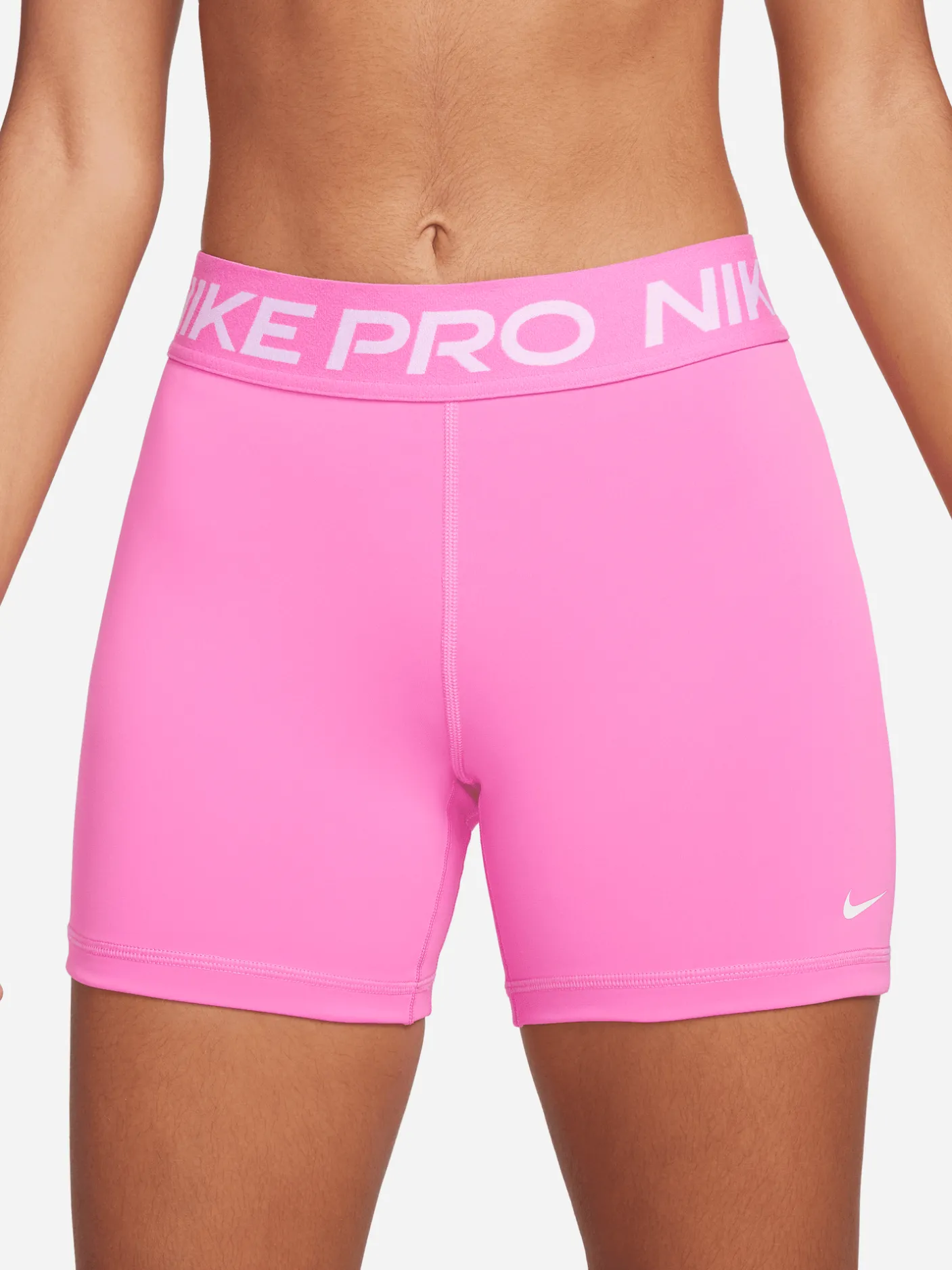Women Nike Shorts-Pro 365 5" Shorts