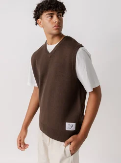 Pursuit of Happiness Jackets & Vests-Serif Logo Knitted Vest in Brown