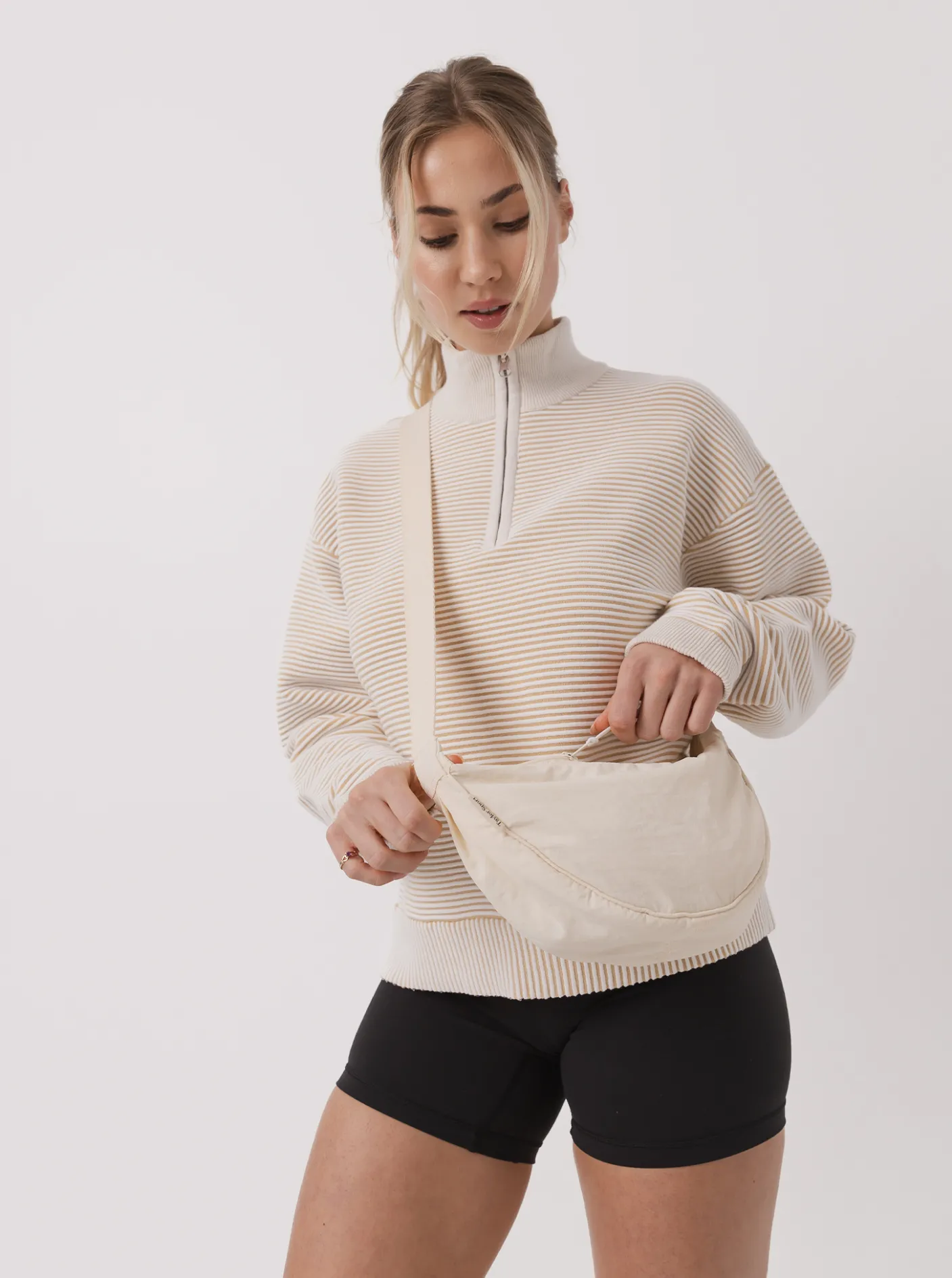 Taylor Sport Bags-Small Off Duty Bag in Cream