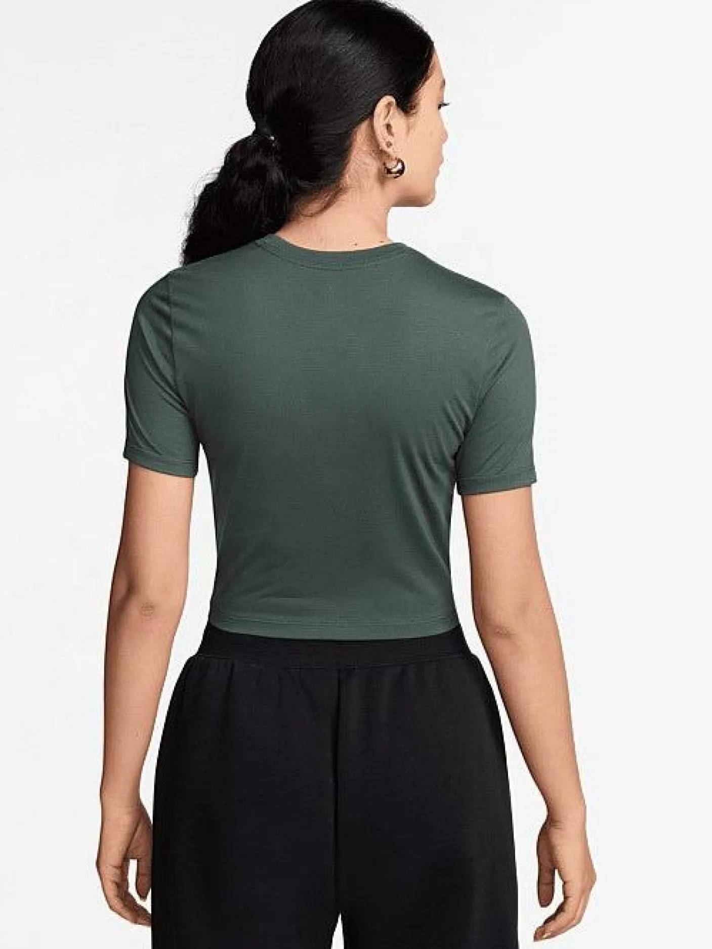 Women Nike Tees & Tanks-Sportswear Essential Slim Cropped T-Shirt