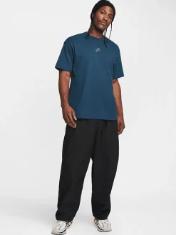 Nike Tees & Singlets-Sportswear Premium Essentials T-Shirt
