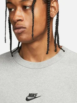 Nike Tees & Singlets-Sportswear Premium Essentials Tee