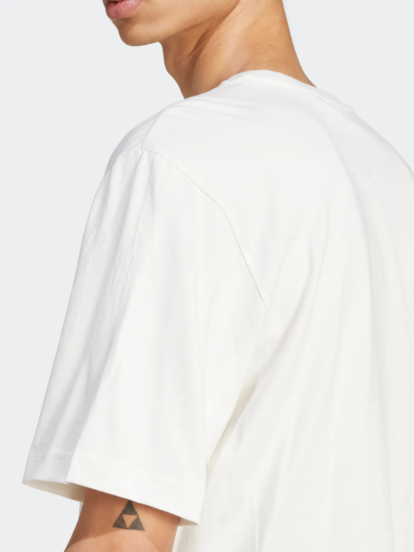 adidas Originals Tees & Singlets-Tee