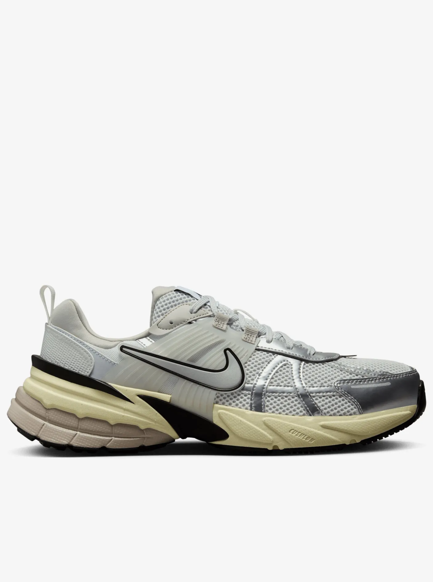 Women Nike Sneakers|Sneakers-V2K Run Unisex