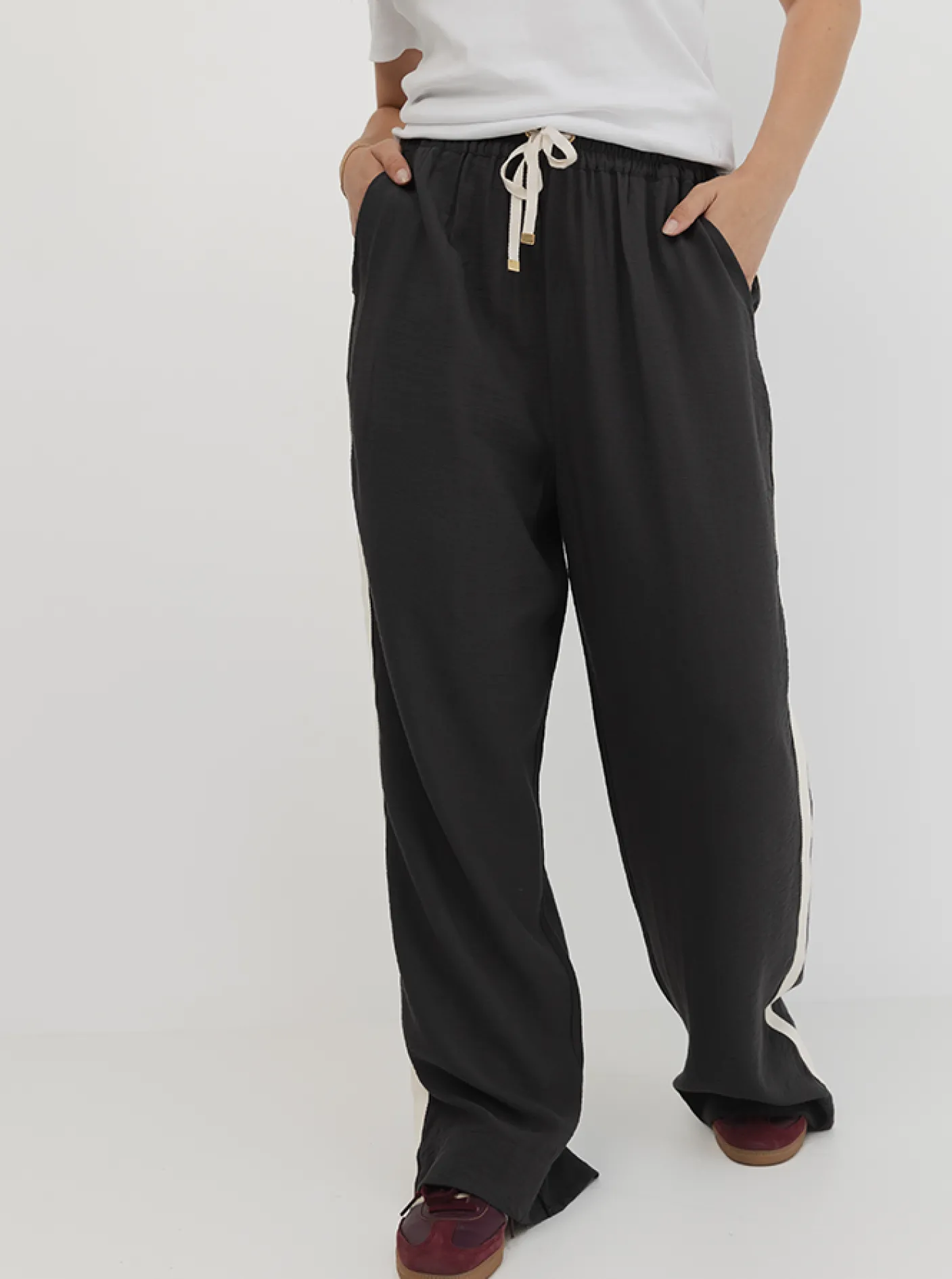 Women Taylor Sport Pants & Sweats-Weekender Pant Longline In Pepper