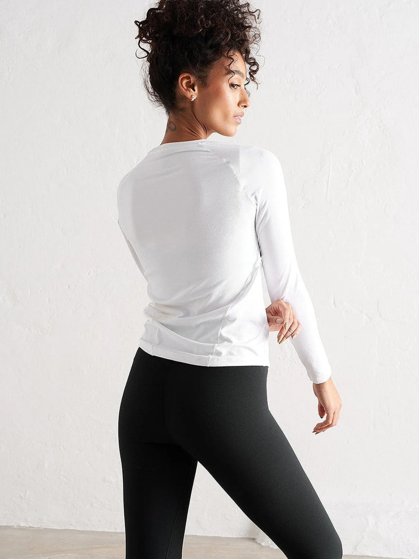 Women Aimn Tees & Tanks-White Soft Basic Long Sleeve Tee
