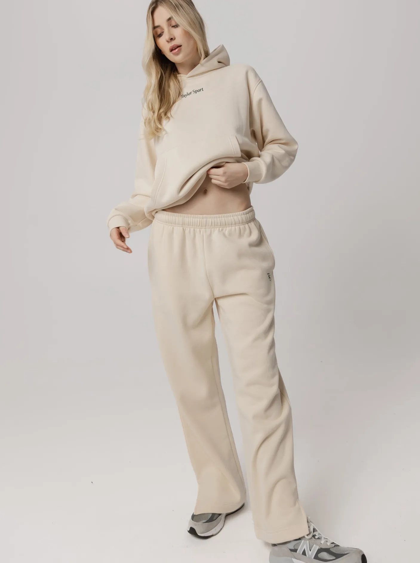 Women Taylor Sport Pants|Pants & Sweats-Wide Leg Sweats in Vanilla